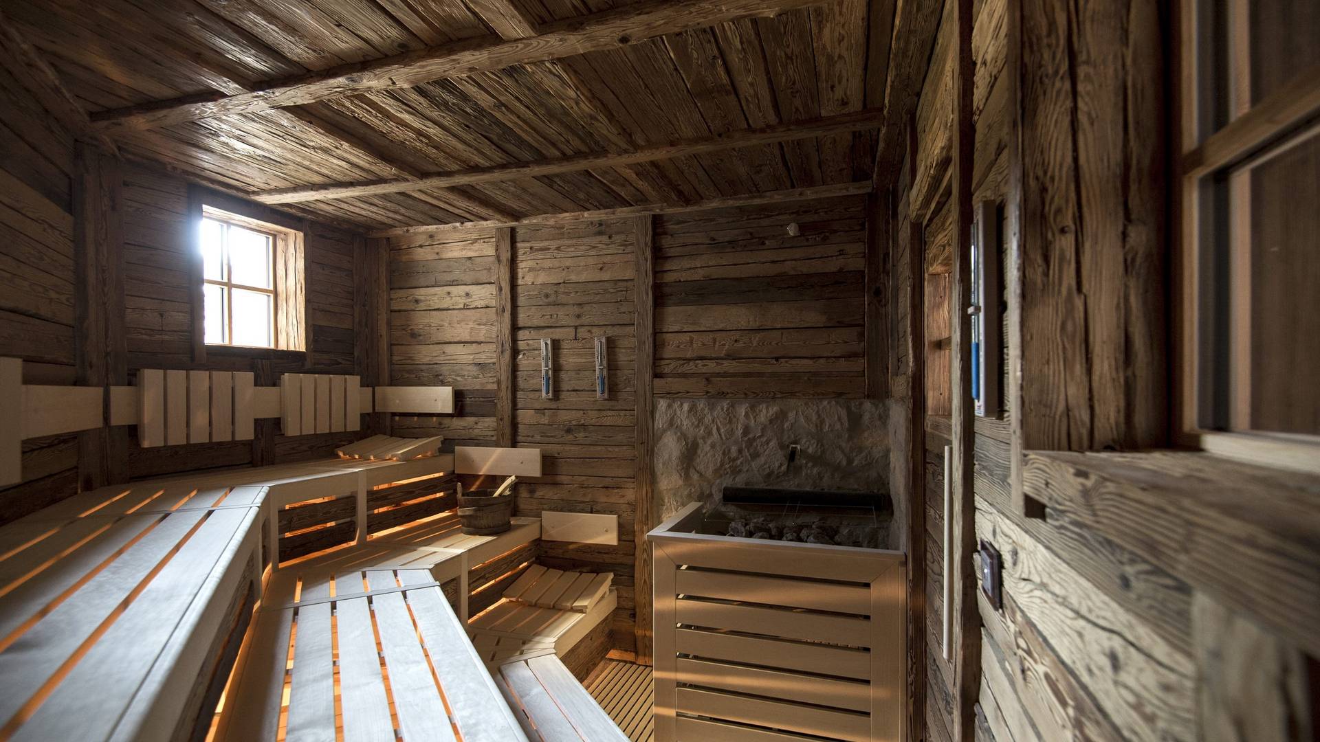 Post Alpina - Family Chalets Dolomites ****ˢ Post Alpina - Family Chalets Dolomites ****ˢ