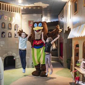 Das Familienhotel nahe den Dolomiten mit besonderem Charakter Das Familienhotel nahe den Dolomiten mit besonderem Charakter