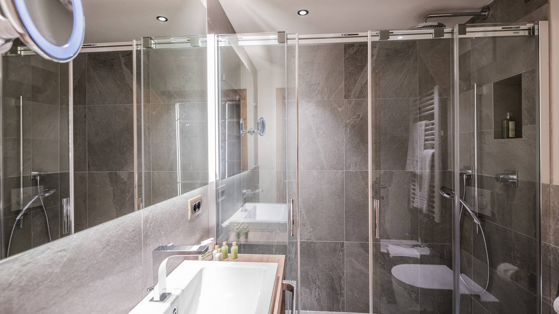 Post Alpina - Family Chalets Dolomites ****ˢ Post Alpina - Family Chalets Dolomites ****ˢ