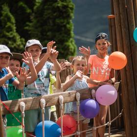 Unser Familienhotel im Meraner Land für glückliche Tage Unser Familienhotel im Meraner Land für glückliche Tage