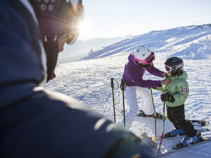 Familienhotel an der Piste = Spaß ohne Ende Familienhotel an der Piste = Spaß ohne Ende