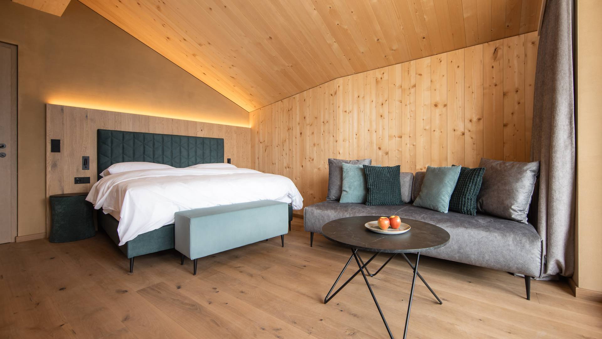 Erholsame Auszeit im Familienhotel im Vinschgau Erholsame Auszeit im Familienhotel im Vinschgau