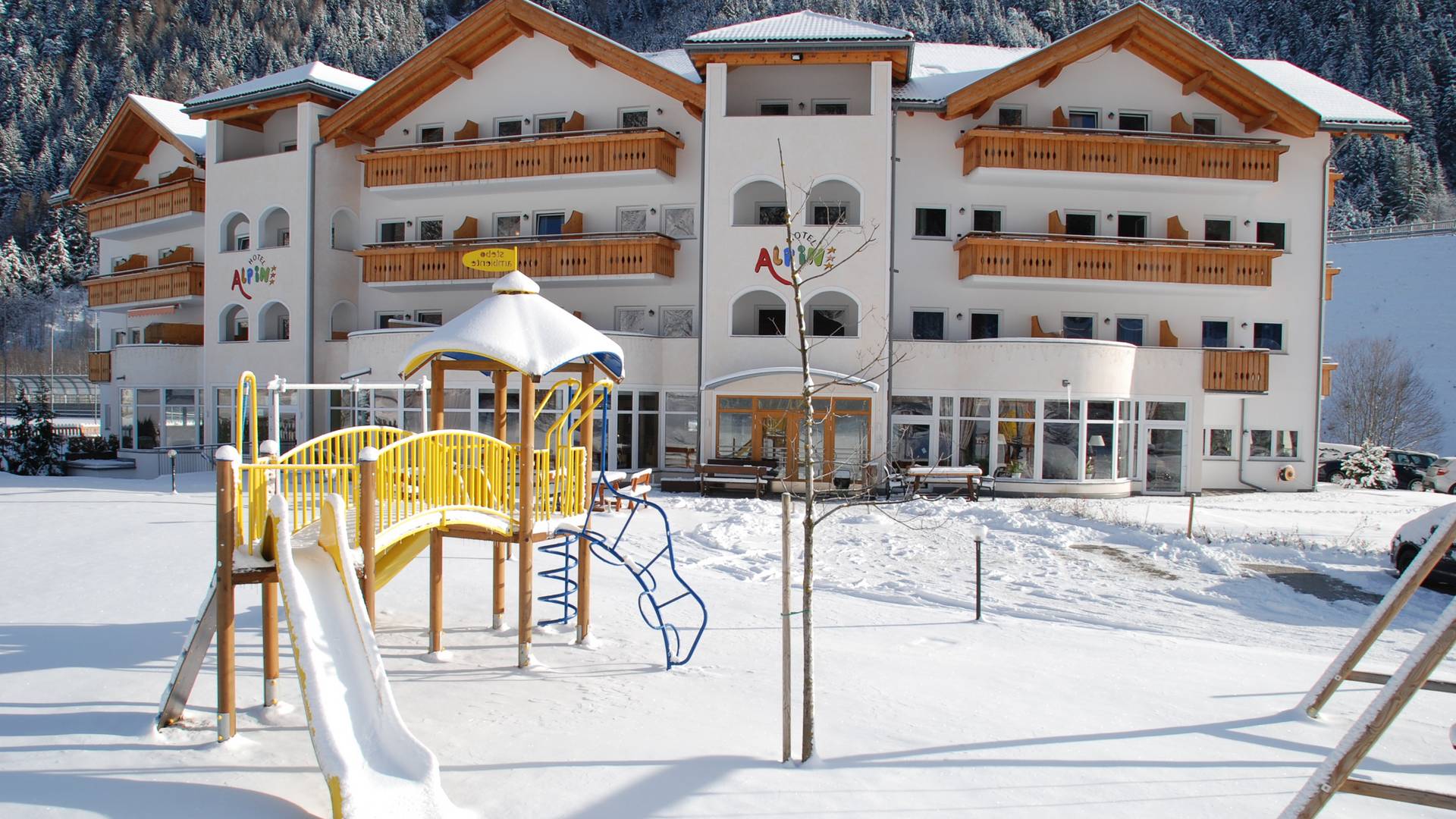 Kinderparadies Alpin ***ˢ Kinderparadies Alpin ***ˢ