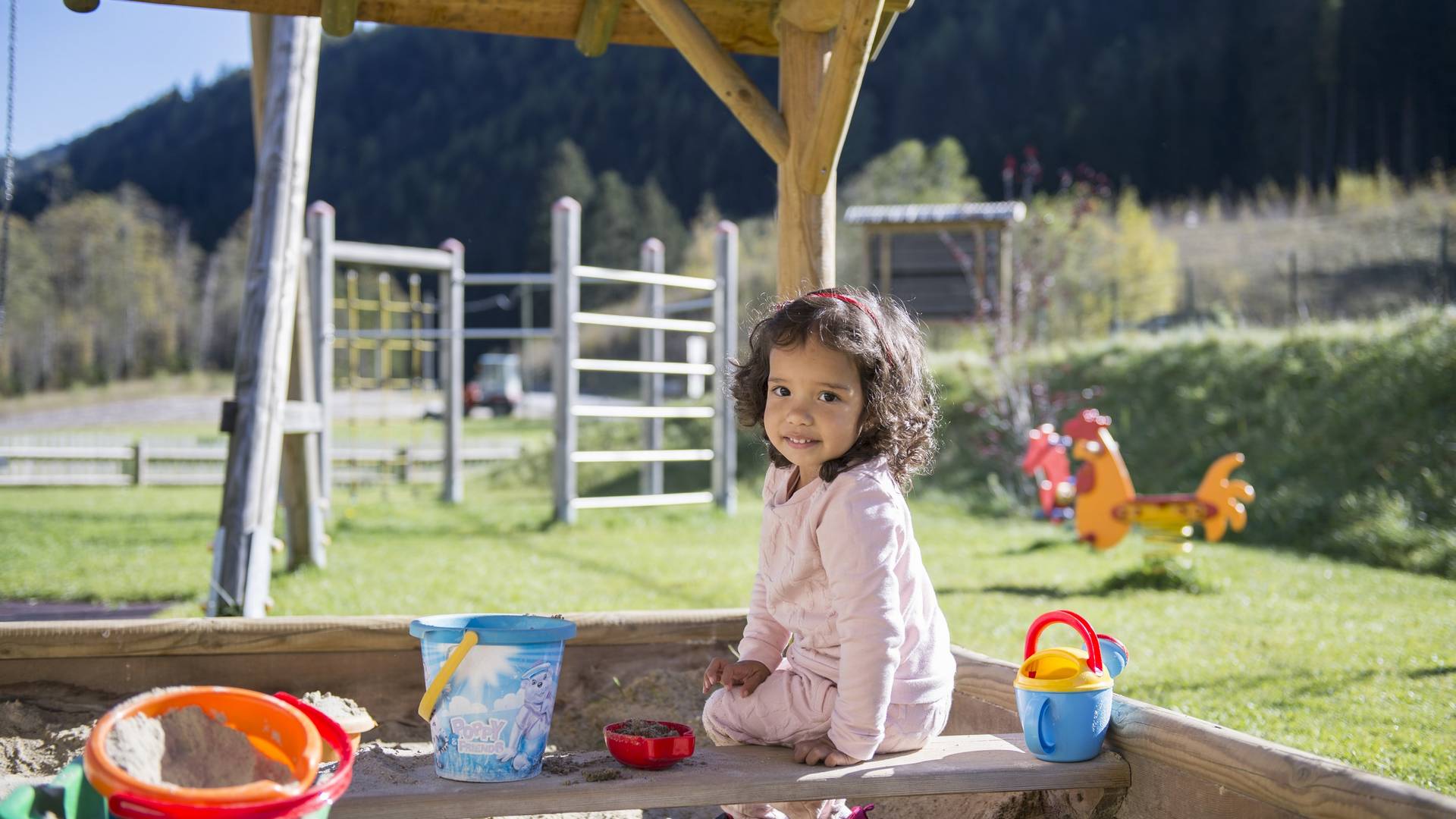 Kinderparadies Alpin ***ˢ Kinderparadies Alpin ***ˢ