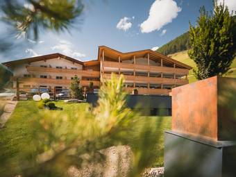 Aktiv & Familienhotel Adlernest **** Aktiv & Familienhotel Adlernest ****