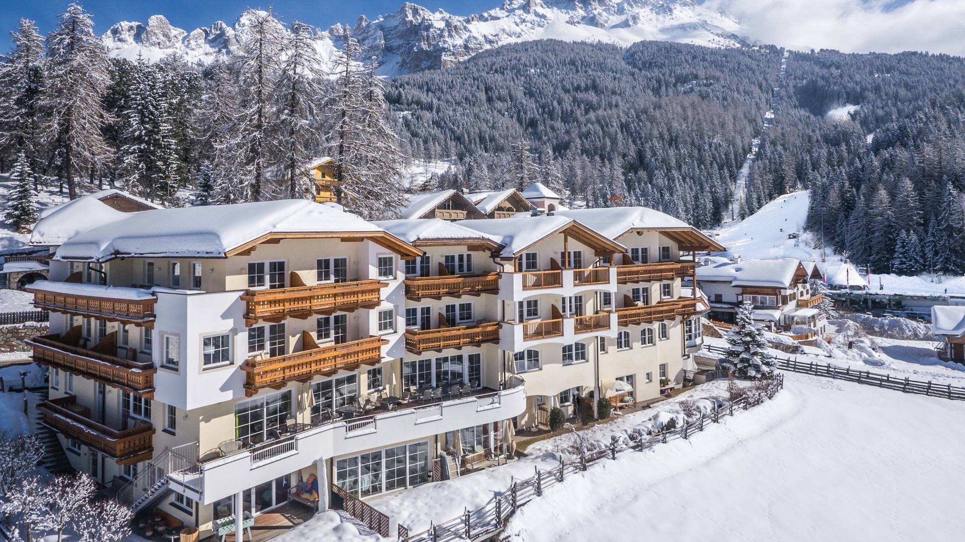 Adventure Family Hotel Maria **** Adventure Family Hotel Maria ****