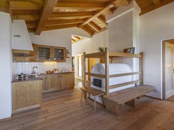 Lodnerspitze Wohnzimmer mit Küche Familienalm & Almchalets Taser Alm****