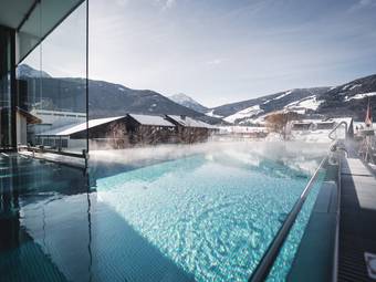 Hotel Fameli ****ˢ Hotel Fameli ****ˢ