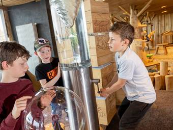 Hotel Familiamus ***** Hotel Familiamus *****