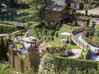 Familienresidence & Suiten Das Grafenstein ****ˢ Familienresidence & Suiten Das Grafenstein ****ˢ