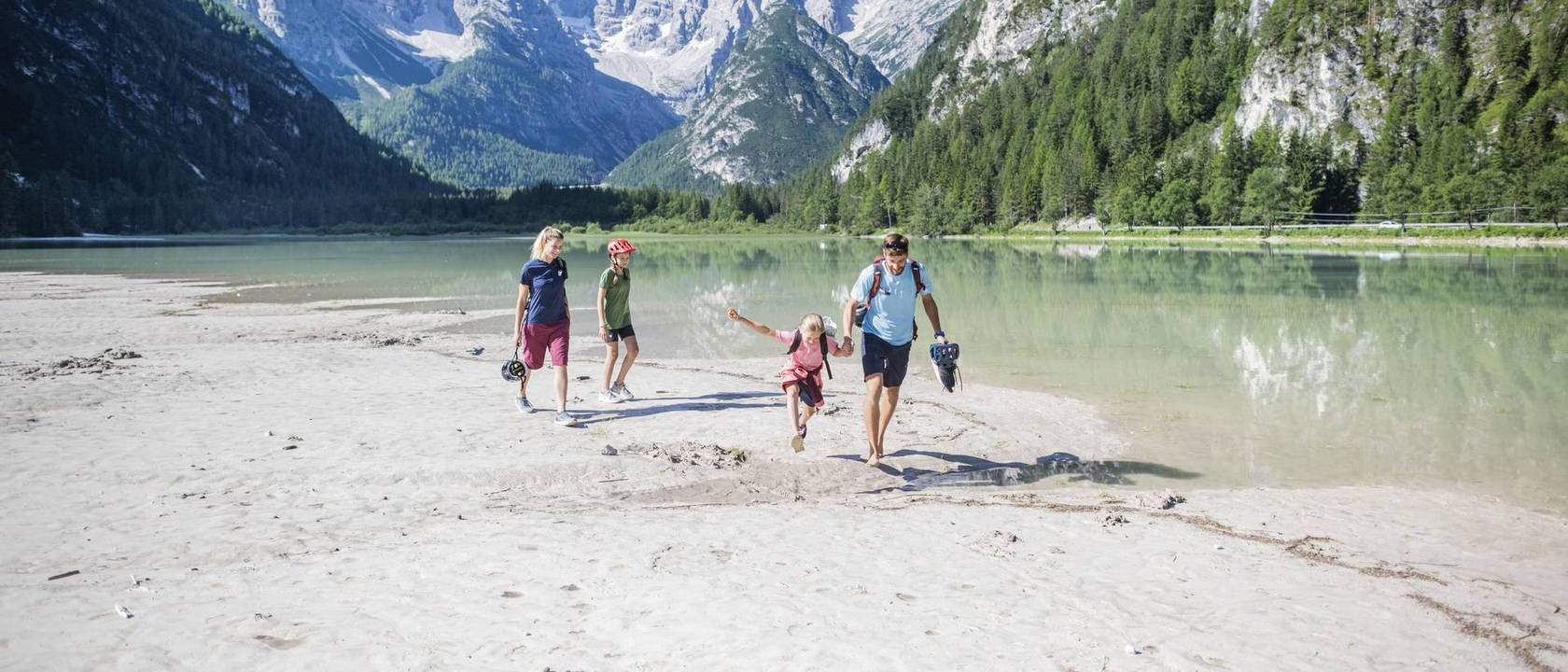 Familienhotels in den Dolomiten: Urlaub im Reich der bleichen Berge Familienhotels in den Dolomiten: Urlaub im Reich der bleichen Berge