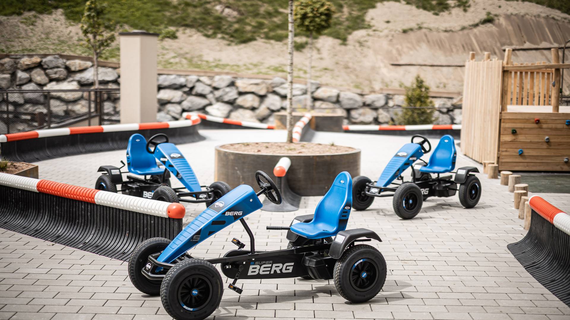 DAS GERSTL Family Retreat DAS GERSTL Family Retreat