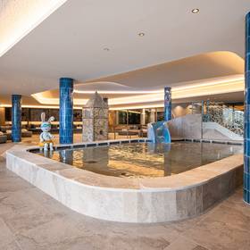 Erholsame Auszeit im Familienhotel im Vinschgau Erholsame Auszeit im Familienhotel im Vinschgau