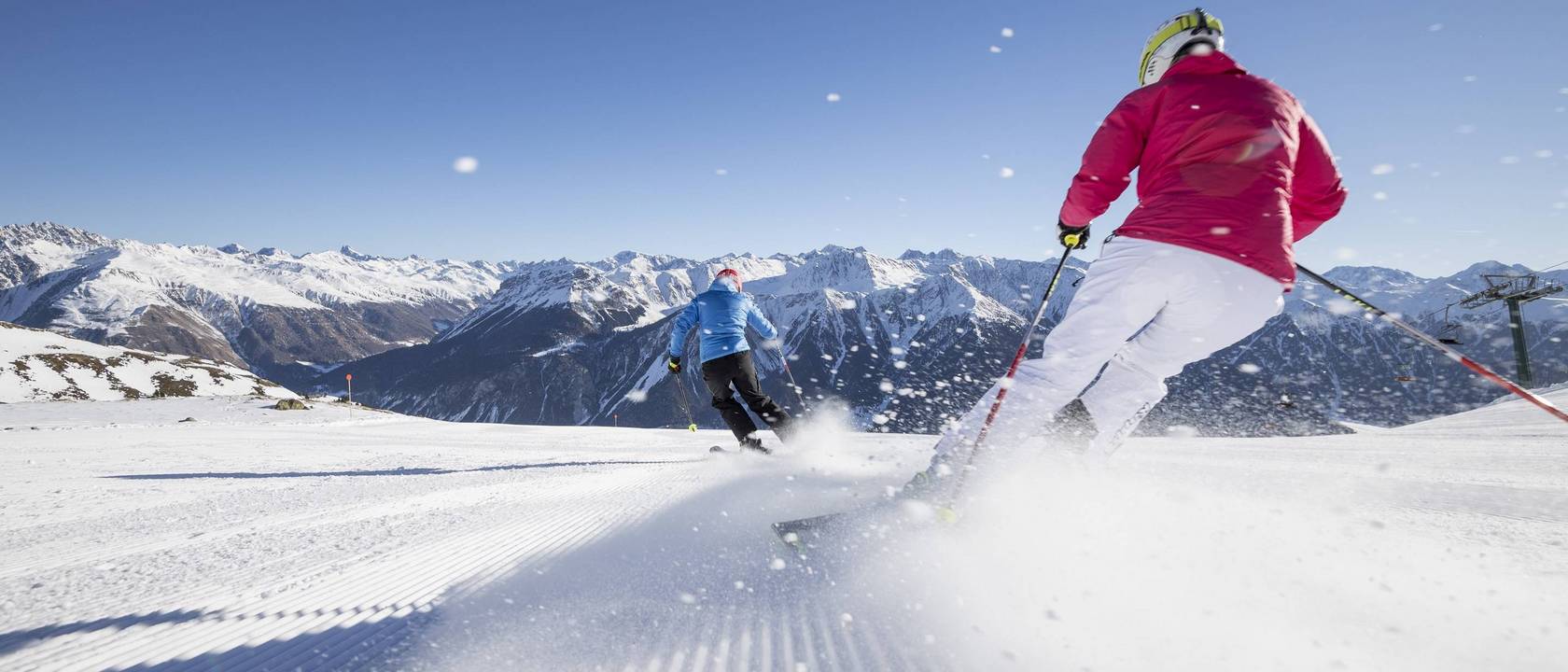 Familienhotel an der Piste = Spaß ohne Ende Familienhotel an der Piste = Spaß ohne Ende