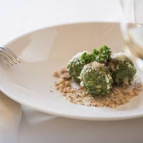 Das Familienhotel in Obereggen für Entdecker Das Familienhotel in Obereggen für Entdecker