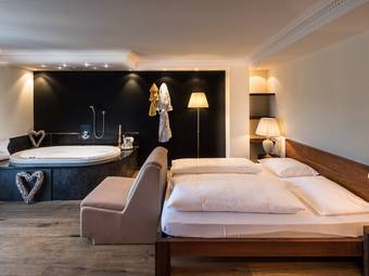 Hotel Fameli ****ˢ Hotel Fameli ****ˢ