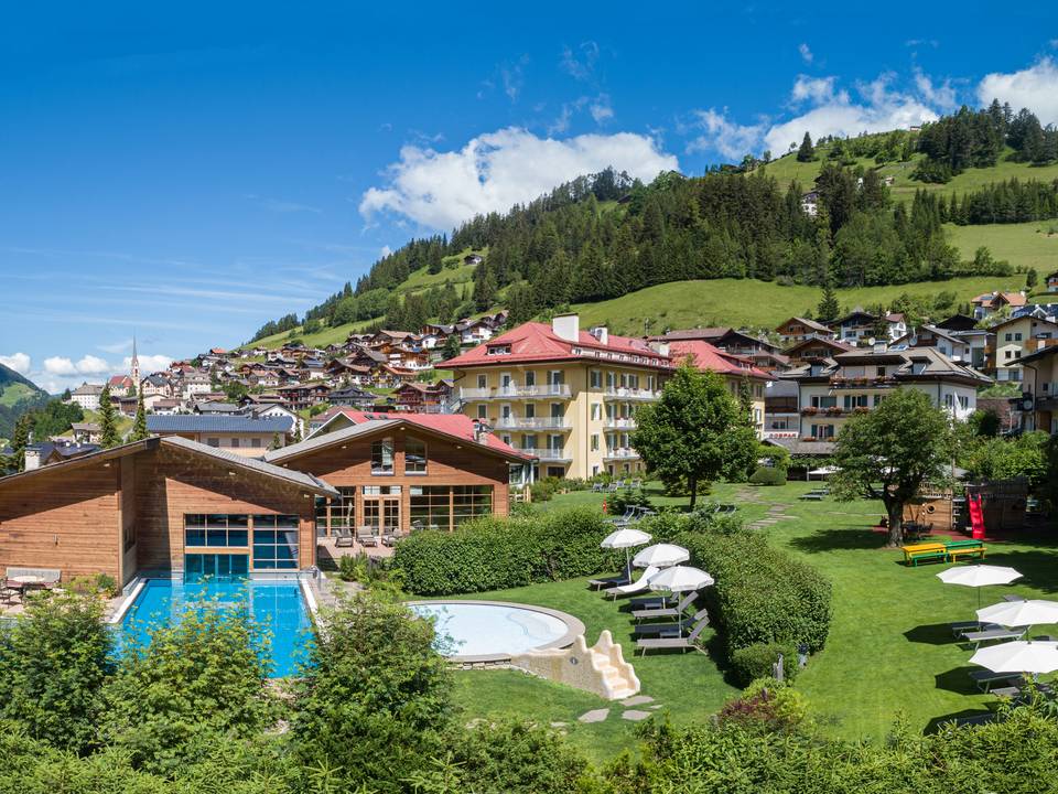 Familienhotel in Gröden: ein besonderer Ort Familienhotel in Gröden: ein besonderer Ort