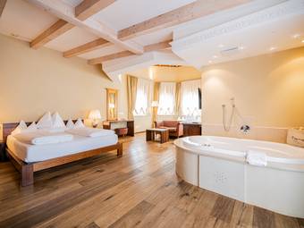 Hotel Fameli ****ˢ Hotel Fameli ****ˢ