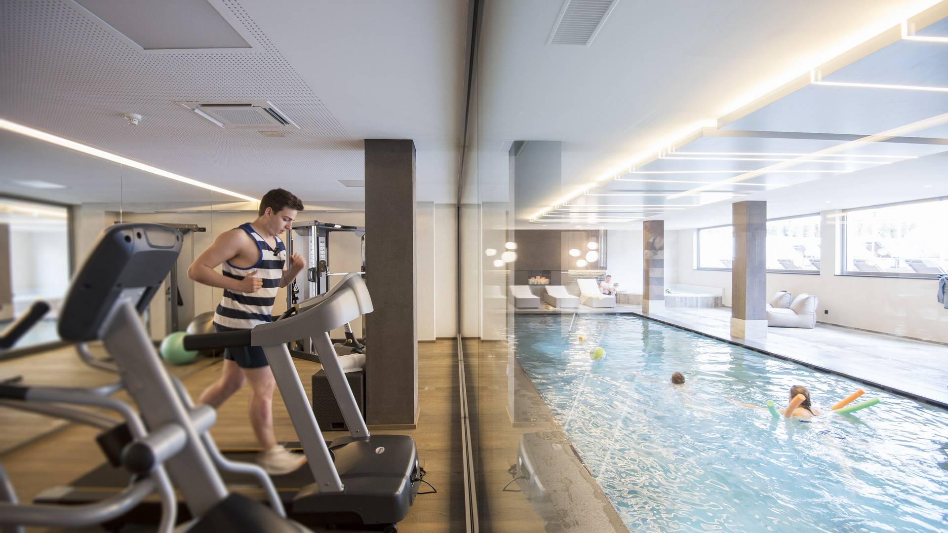 Amaris Suites ****ˢ Amaris Suites ****ˢ