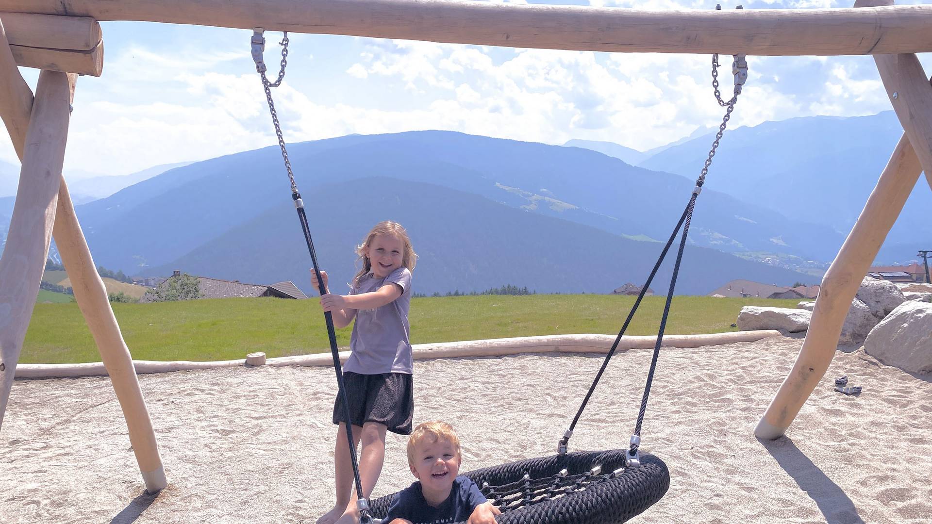 Hotel Familiamus ***** Hotel Familiamus *****