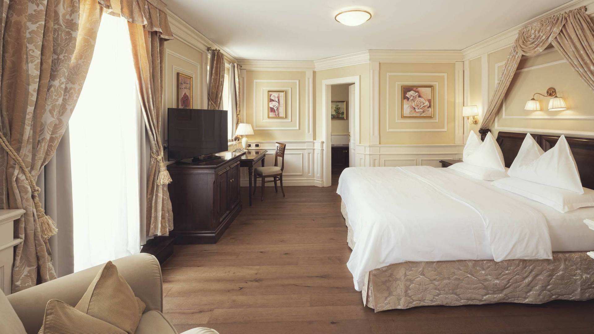 Im Familienhotel in St. Ulrich in Gröden wunschlos glücklich Im Familienhotel in St. Ulrich in Gröden wunschlos glücklich