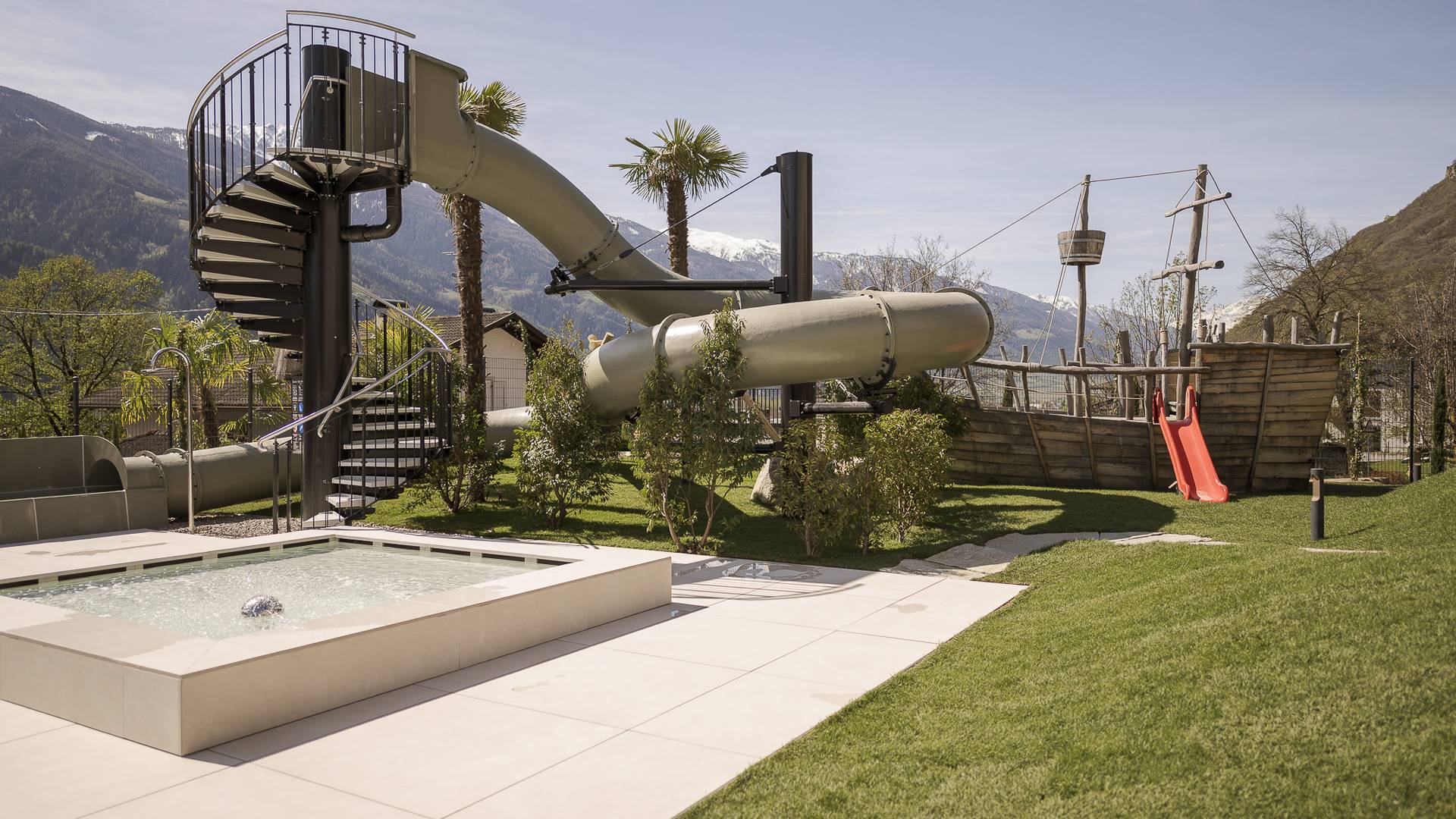 Amaris Suites ****ˢ Amaris Suites ****ˢ