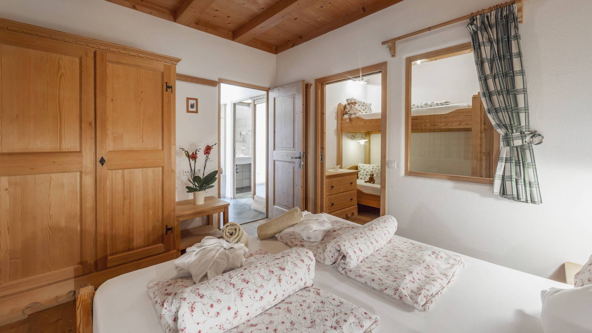 Mutspitze Schlafzimmer Familienalm & Almchalets Taser Alm****