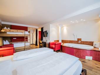 Hotel Fameli ****ˢ Hotel Fameli ****ˢ